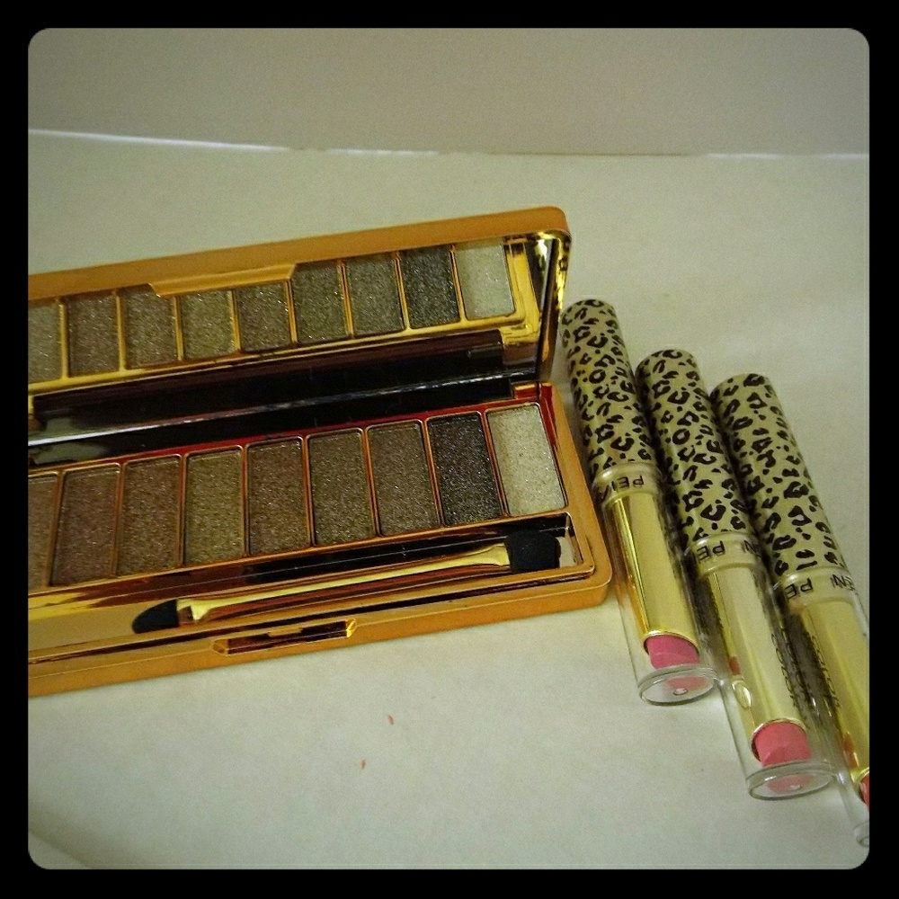 Eyeshadow, lipsticks